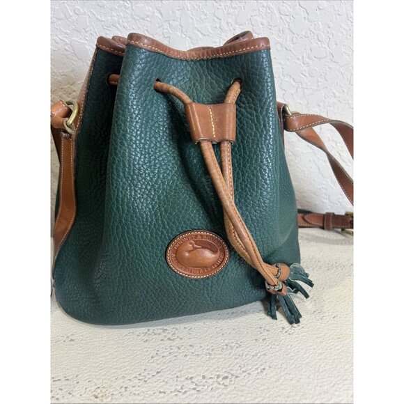 Vintage Dooney & Bourke Green All Weather Pebbled Leather Drawstring Bucket Bag - Picture 2 of 16